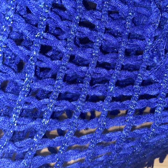 STEVE MADDEN SPARKLY DARK BLUE SCARF - Picture 3 of 6